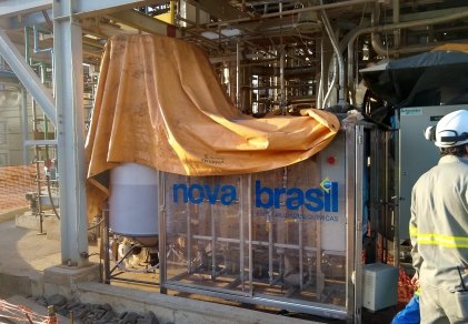 Skid tanque em operação